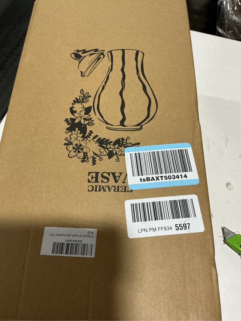 Condition photo showing Good Condition for White and Gold Vases for Centerpieces,White Gold Ginger Jars for Home Decor,Large Gold Vases for Kitchen Counter,Vintage Vase with Lid,Birthday Anniversary (18 in) White Gold-a 18 in