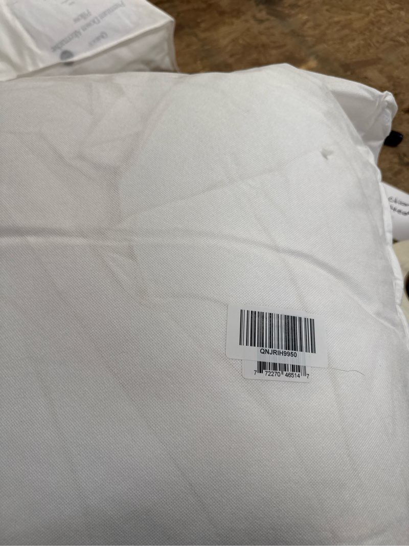 Condition photo showing Good Condition for all-season premium down alternative comforter, king/cal king, white