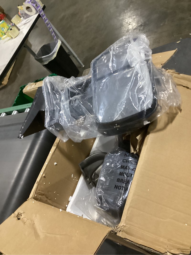 Condition photo showing Good Condition for trail ridge tow mirror power heated textured black pair set for silverado sierra