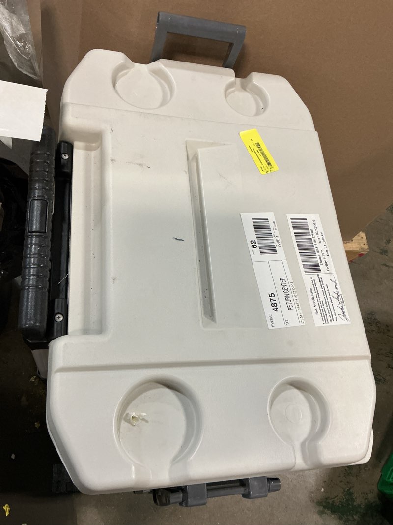 Condition photo showing Good Condition for igloo 35140 60-quart sunset roller cooler, bone white/gray