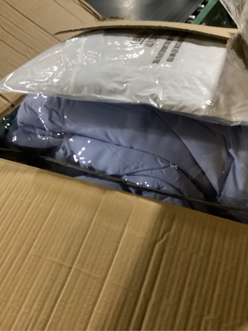 Twin sized sheet set