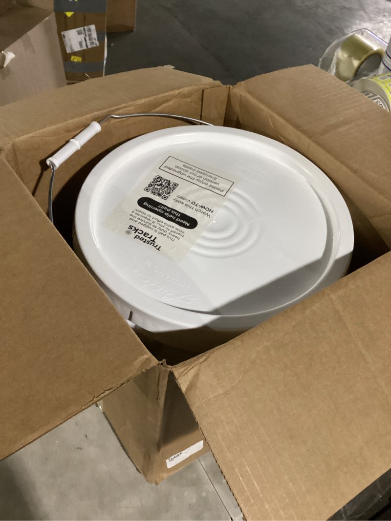 Condition photo showing Good Condition for fireki ice melt, pet safe ice melt 25 lbs premium snow melter, pure magnesium chloride, safer for pets, concrete, effective to -35 f, 25 lb 25.0 pounds