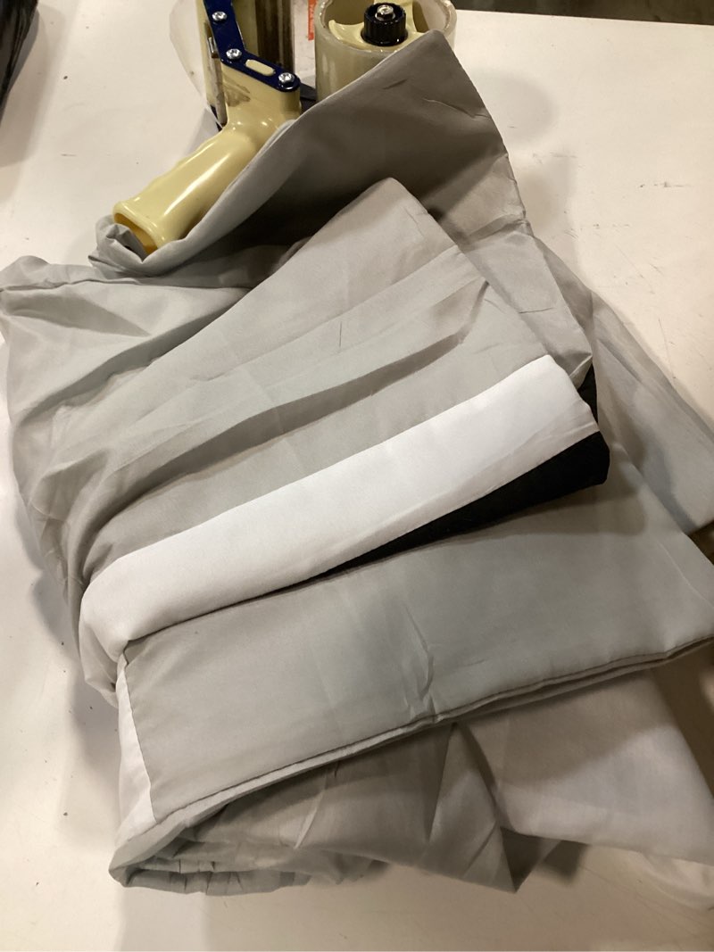 Condition photo showing Good Condition for Chezmoi Collection Upland 7-Piece Quilted Patchwork Comforter Set, Black/Gray/Light Gray, California