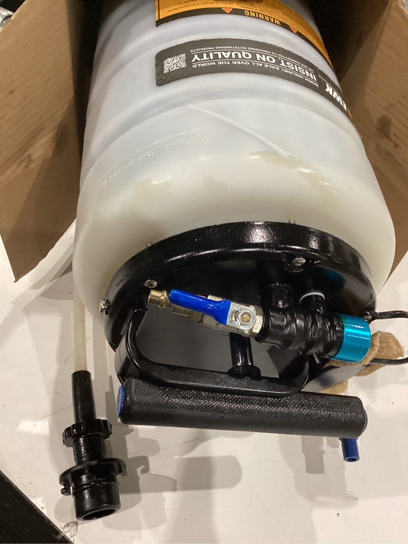 Condition photo showing As Is for ewk 15l pneumatic/manual oil extractor pump, fluid evacuator for oil change, large capacity vacuum evacuation tool for cars trucks and agricultural machinery