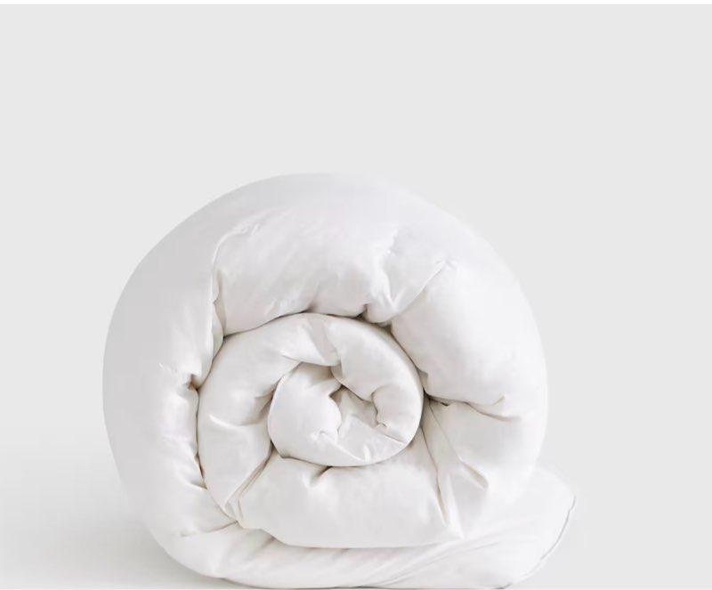 premium down comforter (king cal king)