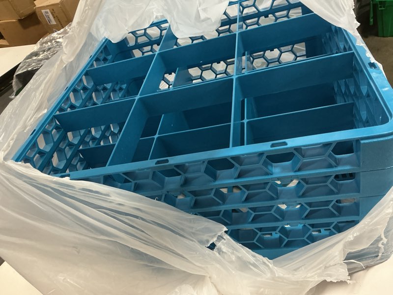 https://lotting-media.assets.bidfta.com/lotting_973ceafc-7388-43b0-8d80-a22f6f320bbb