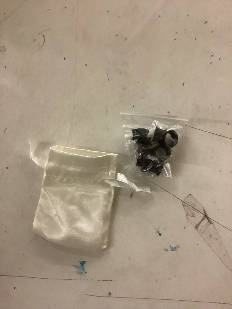Condition photo showing New/Like New for silicone earrings