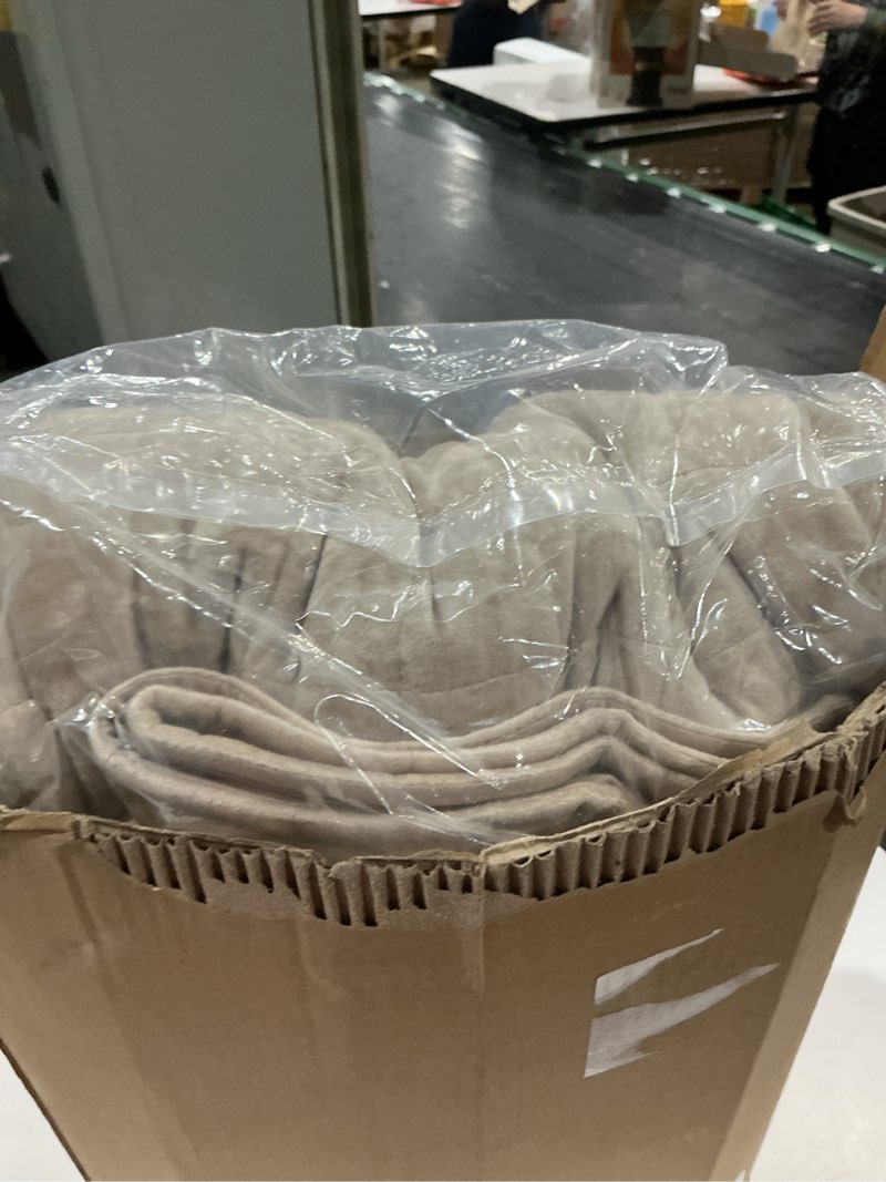 Condition photo showing Good Condition for recyco luxury velvet quilt set full queen size bedding sets, ultra soft velvet comforter set, lightweight channel box stitch oversized bedspread coverlet for all season, with 2 shams, urban taupe full/queen (88" x 92") urban taupe
