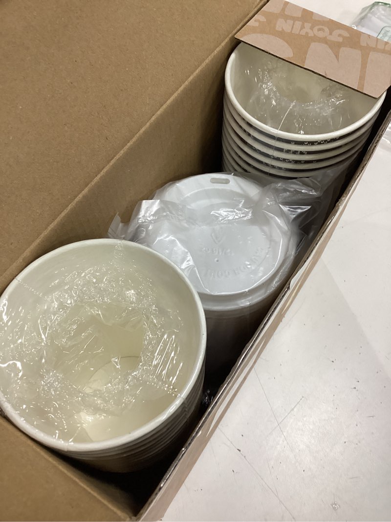 Condition photo showing New/Like New for JOYIN 24 PCS Christmas Disposable Paper Cups, 16 oz Merry Christmas Party Cups With Sleeves and Lids, 4 Designs Xmas Drinkware Winter Drinkware, Tableware Holiday Party Supplies Traditional
