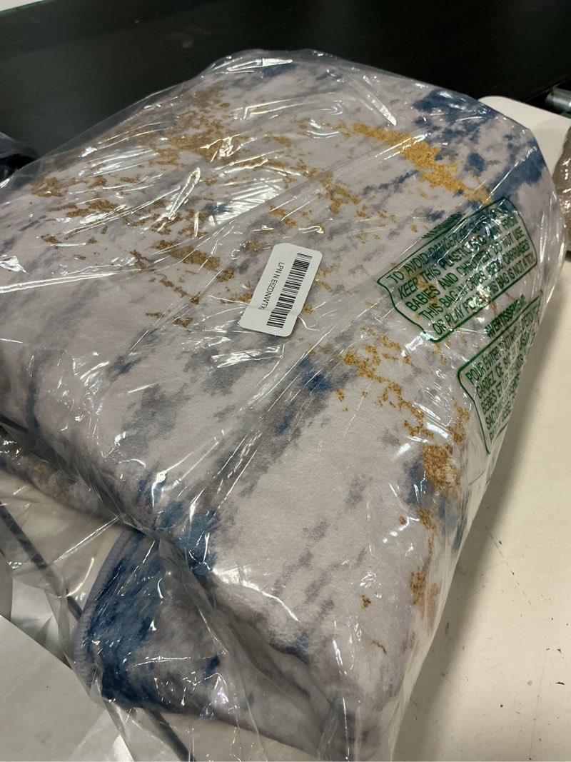 Condition photo showing New/Like New for releany washable area rugs 5'x7' non-slip modern abstract soft for living room entryway bedroom nursery, print pattern, grey blue gold/golden blue/gold 5' x 7' (rectangular)