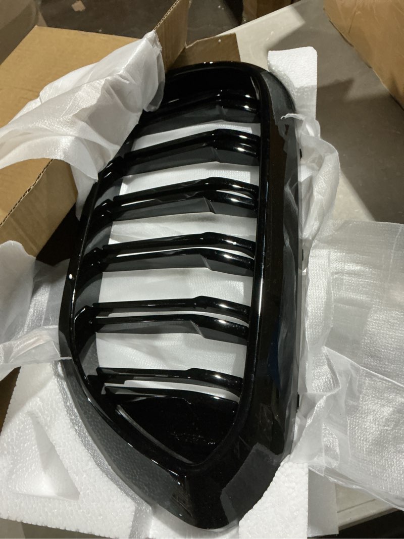Condition photo showing Good Condition for g30 grille,front kidney grill grille compatible with 2017-2020 5 series g30 g31 f90 (m5) (double slats gloss black grills, 2pcs) gloss black double slats g30?2017-2020?