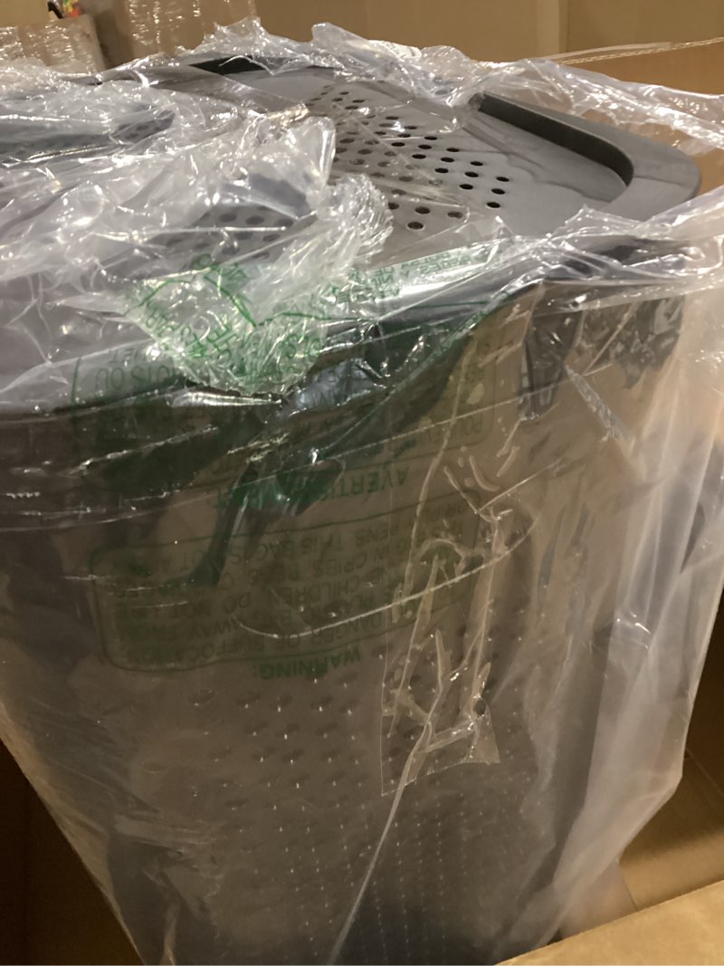 Condition photo showing Good Condition for Mind Reader 60L Slim Laundry Hamper, Clothes Basket, Lid, Ventilated, Plastic, Set of 2, Black