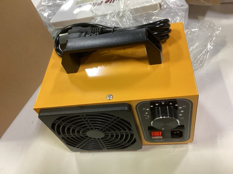 Condition photo showing Good Condition for HHGM 9000 Million Dual-Fan Negative Ion Air purifier Odor Eliminator Air Purifiers Filterless Ionize