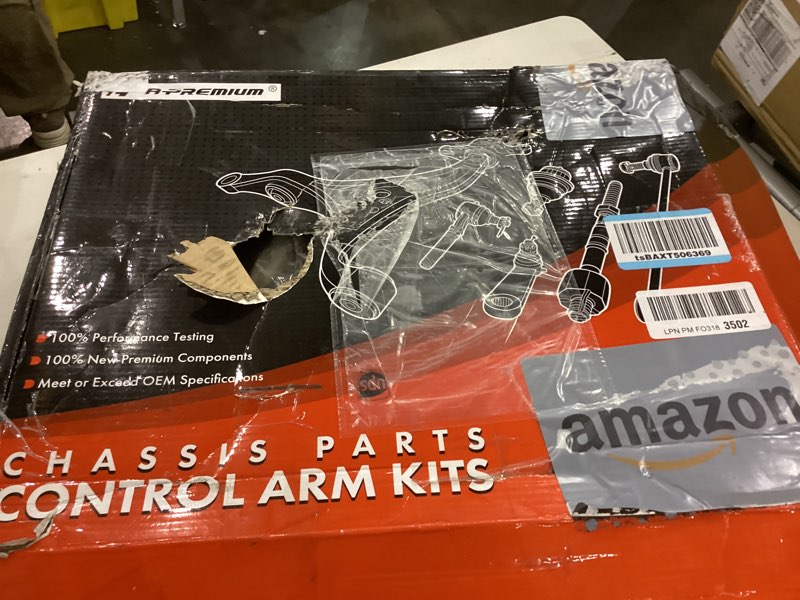 Condition photo showing New/Like New for Chassis parts control arm kits