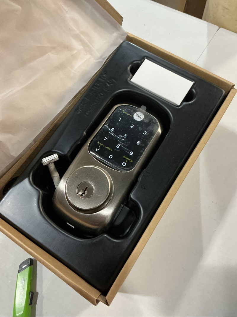Condition photo showing New/Like New for yale assure deadbolt lock with touchscreen, satin nickel digital non-connected entry door lock with electronic keypad and back-up key, ??yrd226nr619 satin nickel no wi-fi no wi-fi with key