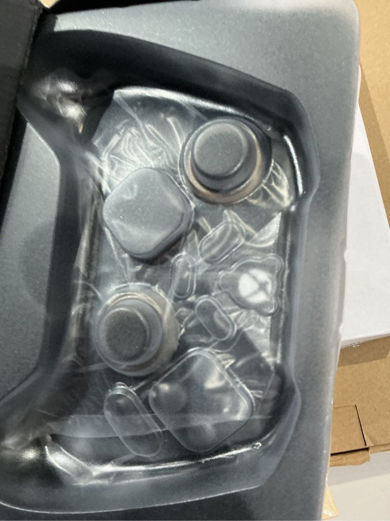 Condition photo showing Good Condition for flydigi vader 5s wired controller for xbox series x|s, xbox one, windows 10/11, forceflex adjustable tension joysticks, forceswitch triggers, 6 remappable buttons, 3.5mm audio jack