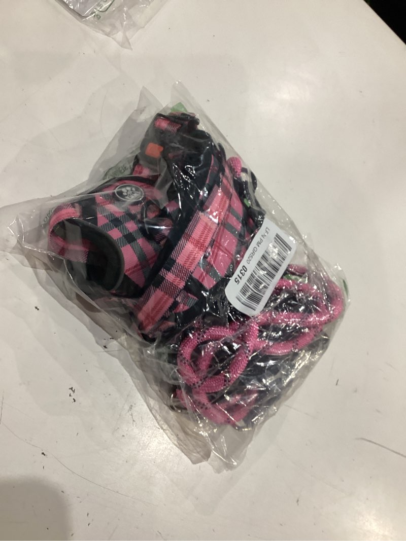 Condition photo showing New/Like New for ivy&lane no pull dog harness with leash set, reflective no choke pet vest,adjustable oxford dog vest harness with easy control handle for small dogs (checkered pink,s) small checkered pink