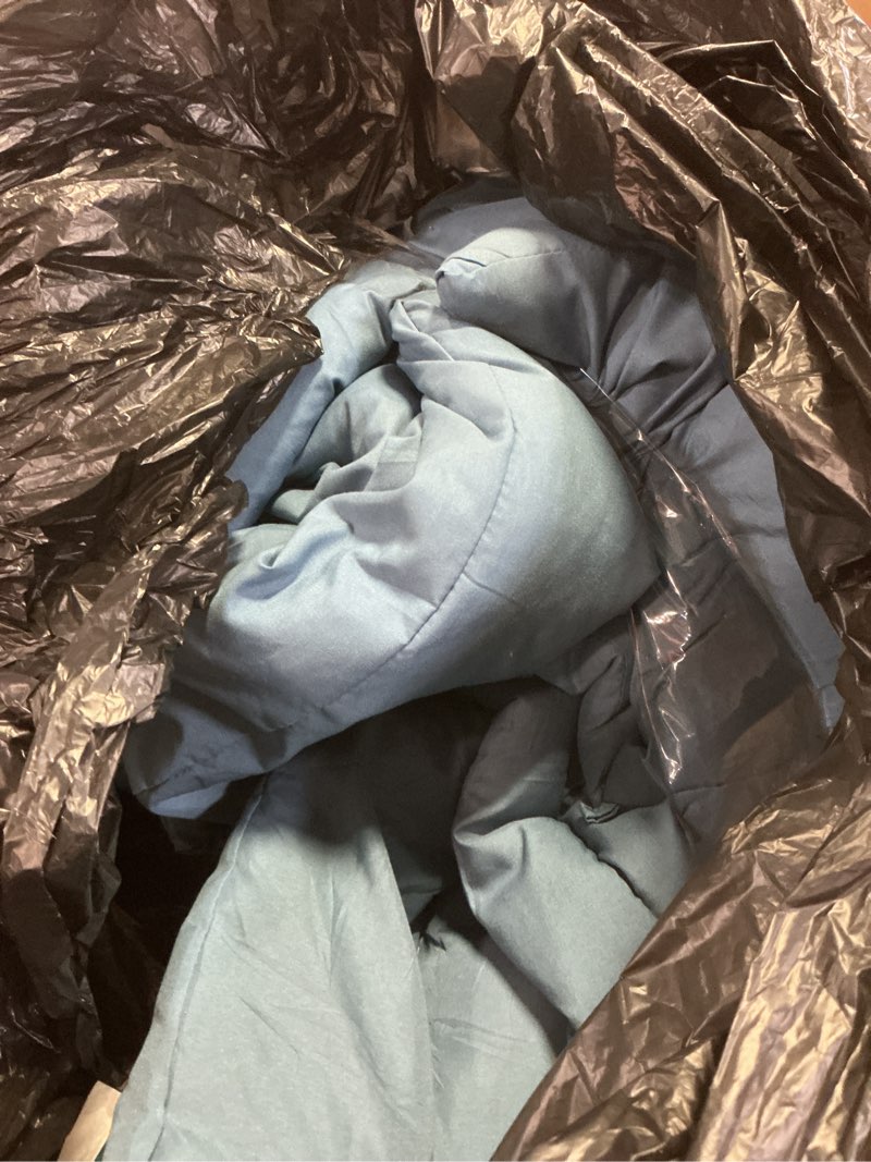 Condition photo showing As Is for Bedsure Comforter Duvet Insert - Quilted Comforters Twin XL Size, All Season Duvet, GentleSoft Down Alternative Bedding, with 8 Tabs, Gifts for Women/Men, Dark Slate Blue, Twin XL 92 x 68 Inches Dark Slate Blue Twin XL