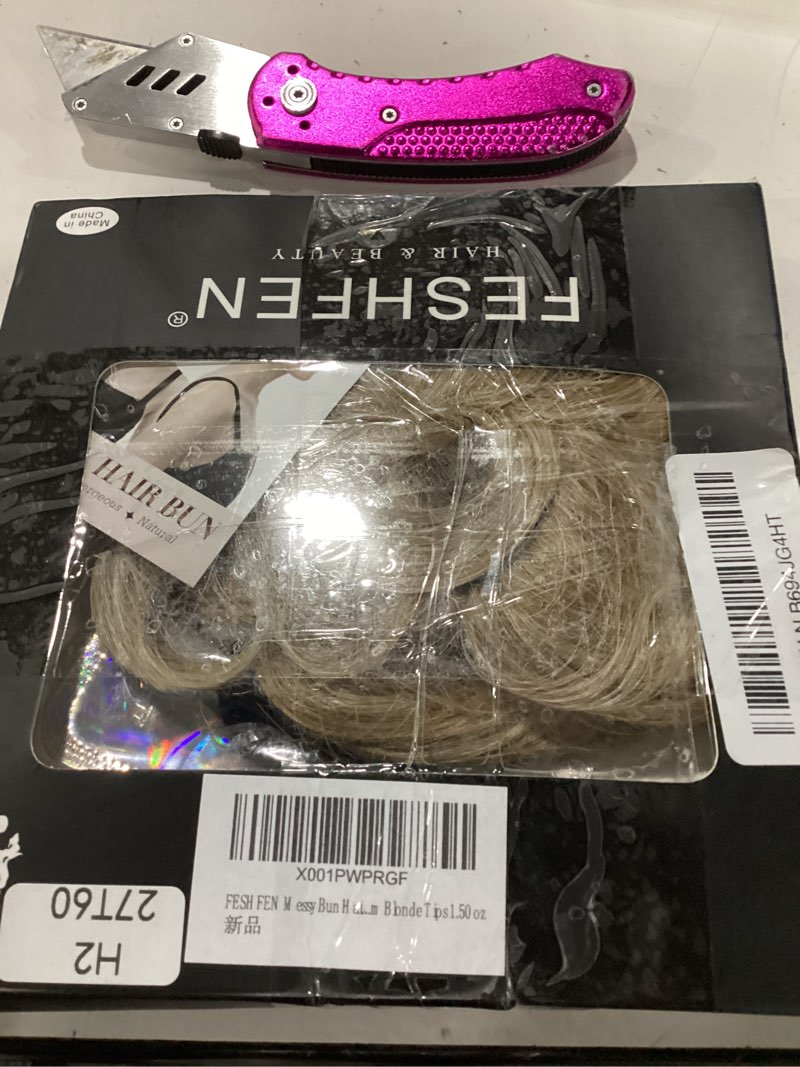Condition photo showing New/Like New for feshfen messy bun hair piece - wavy synthetic chignon scrunchies for instant volume, elastic ponytail bun hair extensions thick hairpieces for women, strawberry blonde & platinum blonde tips 1.50 oz medium 27t60# strawberry blonde & platinum blonde tips