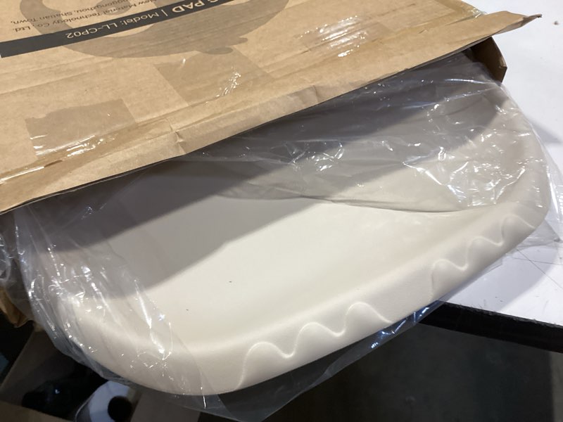 Condition photo showing Good Condition for luxury little portable eva baby changing pad waterproof changing pad for diaper changes,dressing,baby massage & moisturizer application,soft & non-slip,adjustable safety belt,penguin design,beige