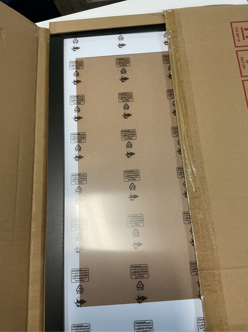 Condition photo showing Good Condition for lavie home 18x24 picture frame black poster frame, display pictures 16x20 with mat or 18x24 without mat, stable and sturdy frame and polished plexiglass, horizontal and vertical format of the walls 18x24 black