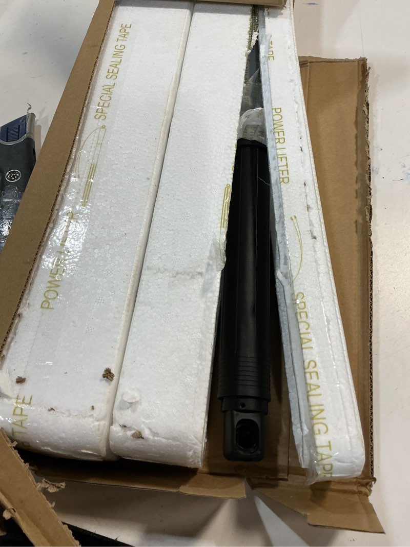 Condition photo showing Good Condition for GEARLAST Power Liftgate Struts Compatible with Toyota Highlander 2014-2019, Electric Tailgate Actuator Lift Support, Replacement 6891009120 68910-09130