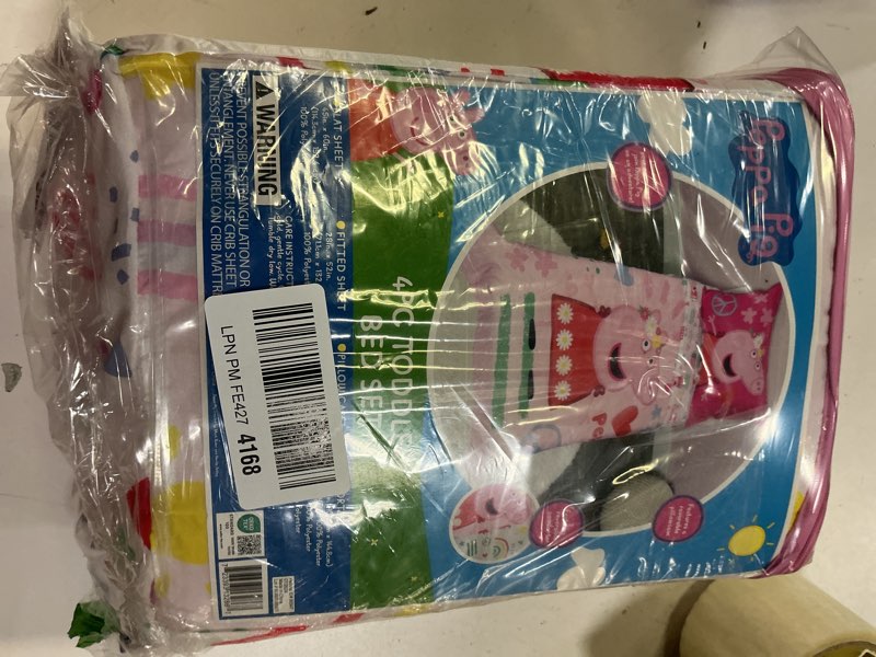 Condition photo showing Good Condition for Peppa Pig Be Nice & Kind 4 Piece Toddler Bedding Set - Includes Comforter, Sheet Set - Fitted and Top Sheet + Reversible Pillow Case for Girls Bed, Pink 4 Piece Set Bedding Set