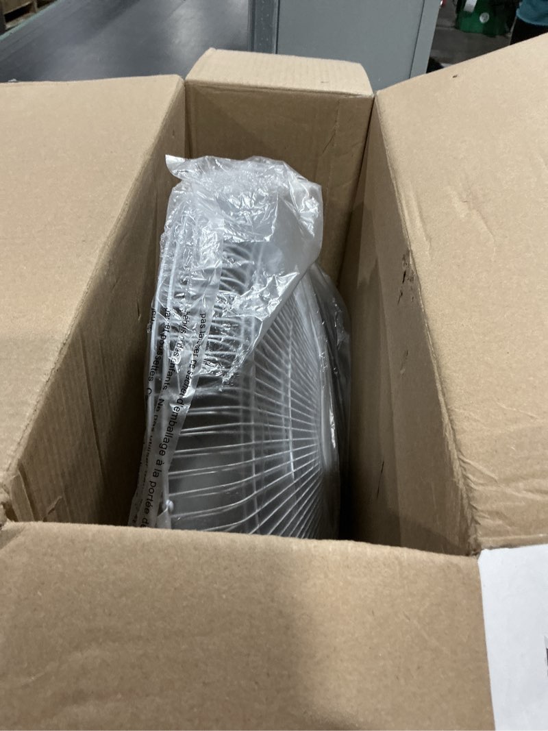 Condition photo showing Good Condition for EZ-CHILL 16" Oscillating Wall Mount Fan with Remote Control, Timer, Auto Shut Off, Adjustable Tilt, Quiet, 3 Speed, Ideal for Home, Bedroom, Gym & Office, White