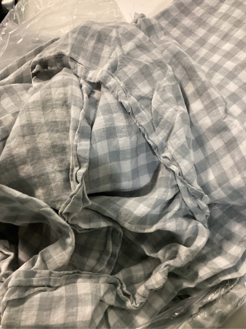 Condition photo showing Good Condition for european linen gingham sheet set, king, blue fog