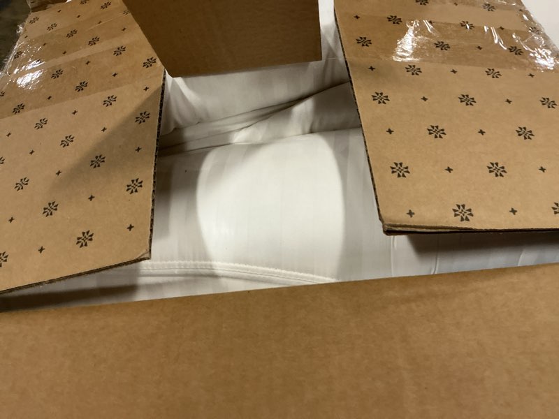 Condition photo showing Good Condition for Beckham Hotel Collection Bed Pillows Standard/Queen Size Set of 2 - Original Soft Down Alternative Pillow for Sleeping - Soft Support for Back, Stomach or Side Sleepers