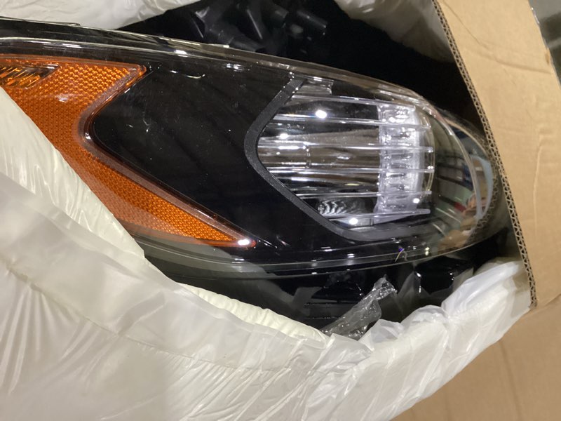 Condition photo showing Good Condition for labwork headlights assembly replacement for fusion 2013 2014 2015 2016 4door sedan halogen models front lights headlamps projector chrome headlights driver and passenger side driver & passenger side