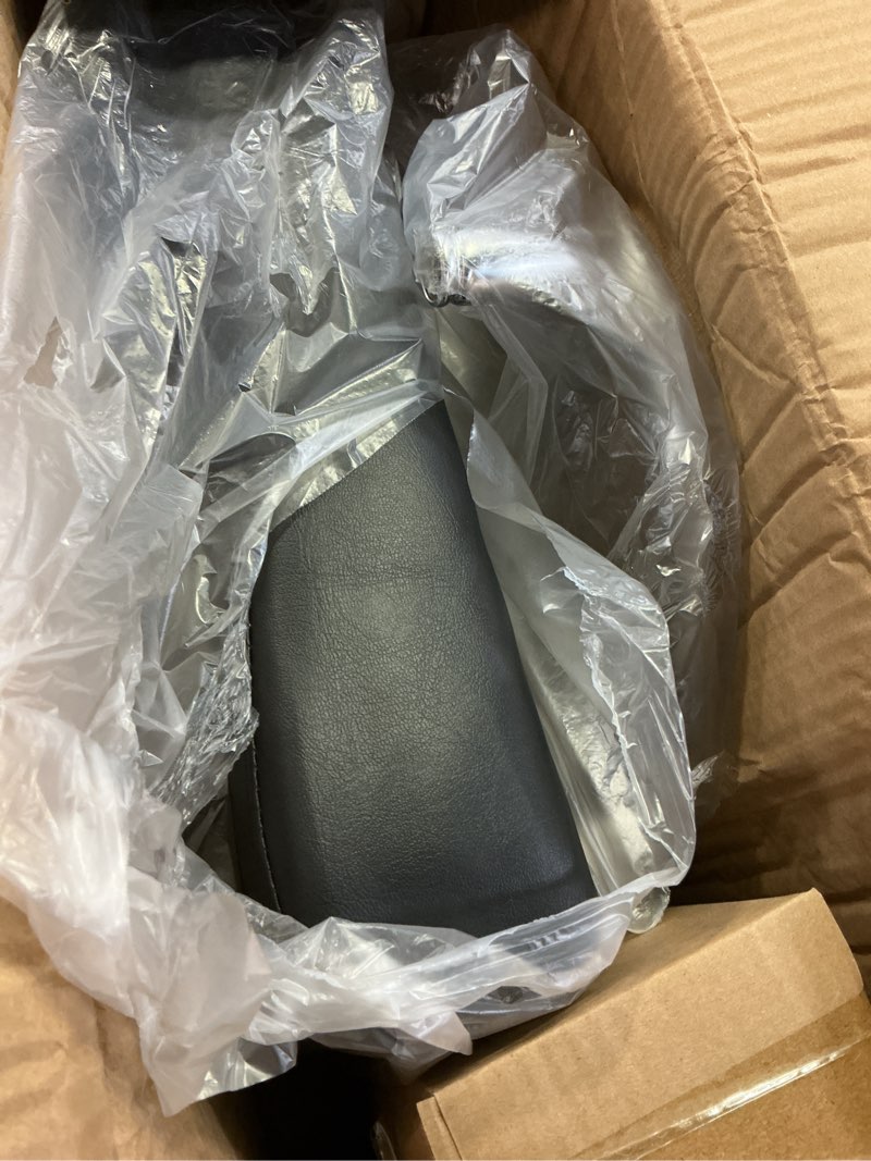 Condition photo showing Good Condition for Square Salon Rolling Stool - 300lbs Weight Capacity?Adjustable Swivel Stool with Wheel?Pu Leahter Comfortable Cutting Stools for Salon Tattoo Stylist Massage Perfect for Work SPA (Premium Black)