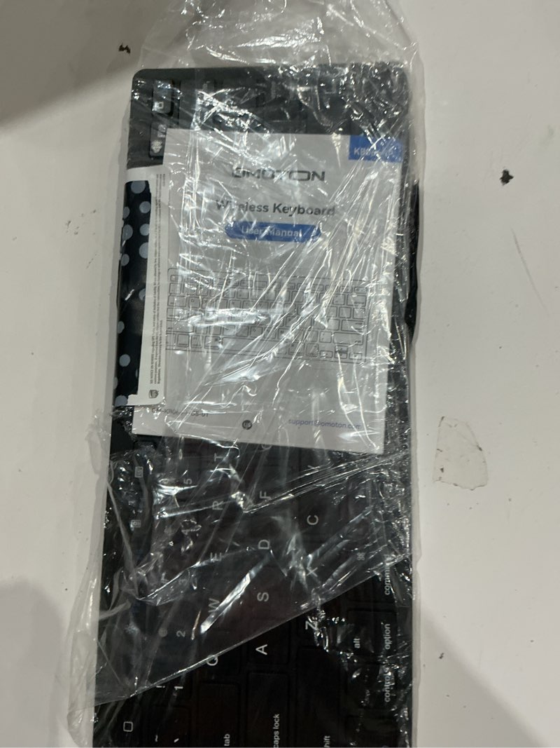 Condition photo showing As Is for omoton bluetooth keyboard compatible with ipad a16 11th 10th generation, ipad 10.2 (9th/8th/7th), ipad pro 13/12.9/11 inch, ipad air/mini, iphone and more ios devices, black