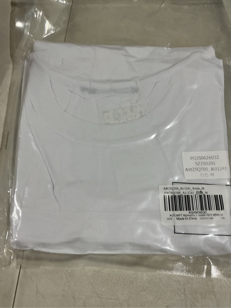 Condition photo showing New/Like New for AUTOMET Women's 3/4 Length Sleeve Tops Crew Neck Casual Tunics Dressy Pleated T Shirts Summer Blouses 2026 White Medium