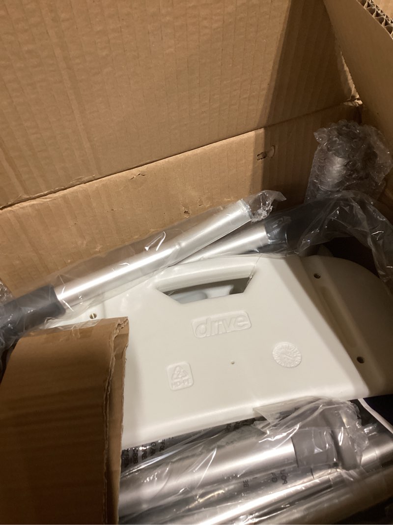 Condition photo showing Good Condition for Bath SafetyBenches/Stools Product Description: KD Bath Bench w/Back & Padded Arm,1/ea