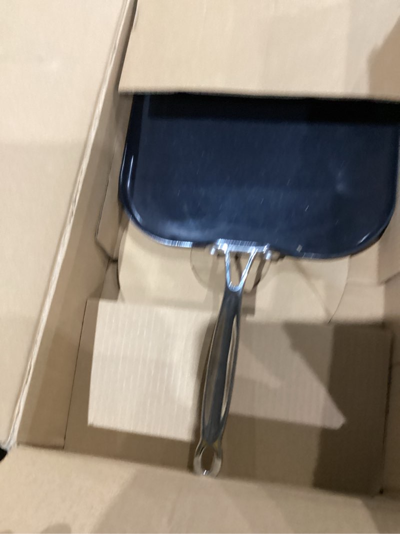 Condition photo showing As Is for Cuisinart Chef's Classic™ Nonstick Classic Hard Anodized 11" Square Griddle