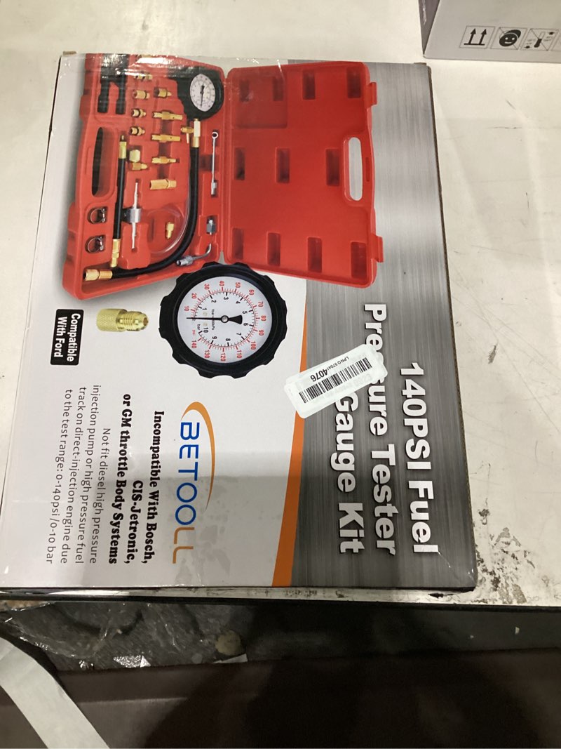 Condition photo showing New/Like New for betooll 0-140psi fuel injector injection pump pressure tester gauge kit car tools (master)