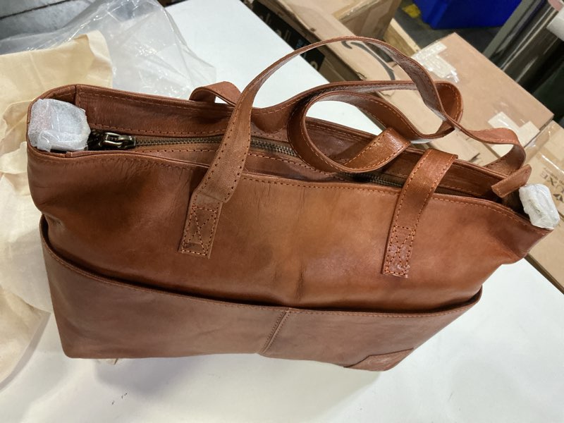 Condition photo showing New/Like New for BERLINER BAGS Vintage Genuine Leather Handbag Julia, Large Tote Bags for Women, Computer Bag for Laptop, Work Bag - Brown | Vintage, Genuine Leather, Large, Computer Bag, for Laptop, Work Bag Julia 2.0