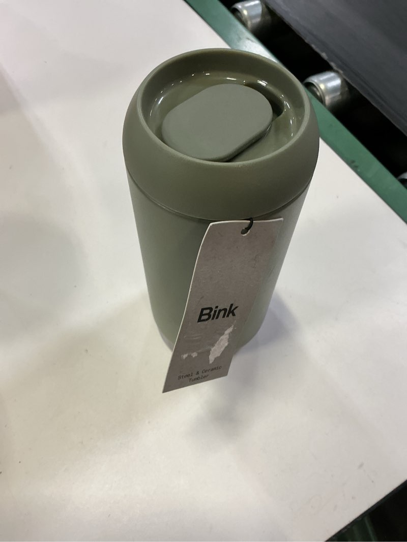 Condition photo showing New/Like New for bink 17 oz. sip tumbler green