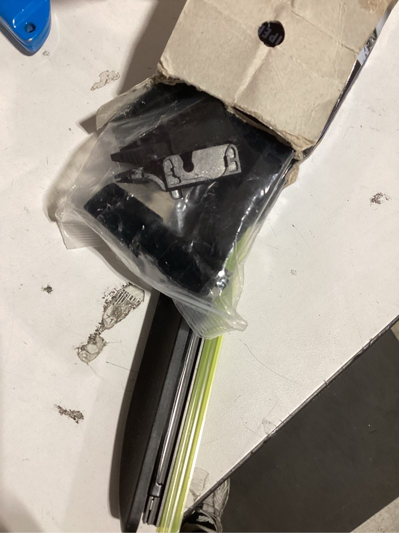 Condition photo showing Good Condition for 100% Resilient Silicone Wiper Blade (Pack of 1) - Automotive Replacement All-Seasons Premium Windshield wiper blade, Includes Multi-adapter compatible with 99% of car models - (16 inch (400mm))