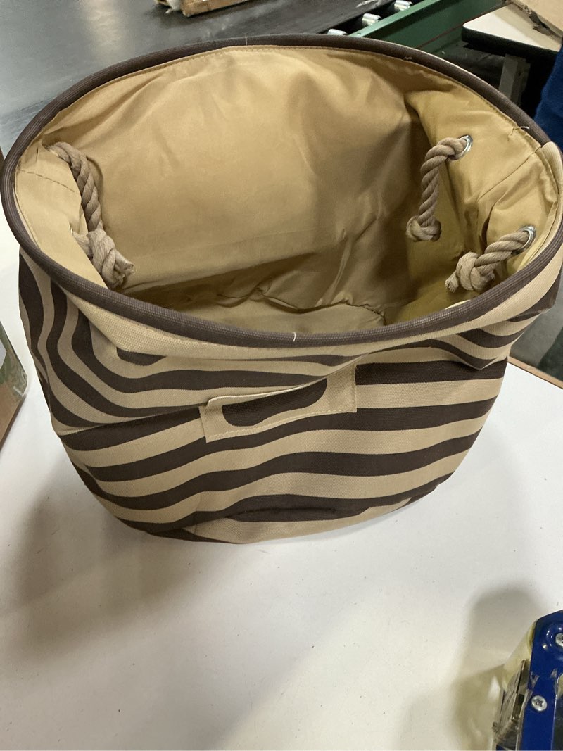 Condition photo showing Good Condition for Bone Dry Pet Storage Collection Striped Paw Patch Bin, Medium Round, Brown Medium Round Brown