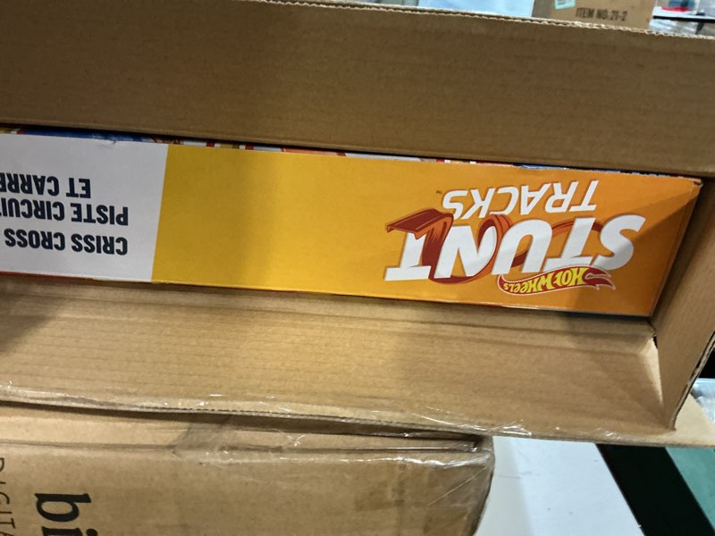 Condition photo showing New/Like New for hot wheels track set with 1:64 scale toy car, 4 intersections for crashing, powered by a motorized booster, criss-cross crash track (amazon exclusive) criss cross crash