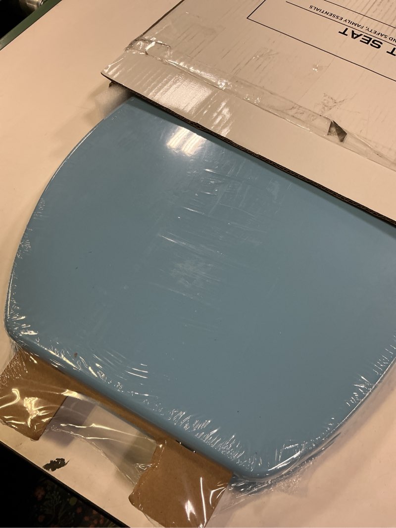 Condition photo showing New/Like New for Blue Elongated Toilet Seat Natural Wood Toilet Seat with Zinc Alloy Hinges, Easy to Install also Easy to Clean, Scratch Resistant Toilet Seat by Angol Shiold (Elongated, Blue) Elongated Blue