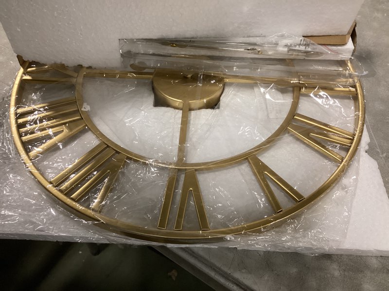 Condition photo showing Good Condition for Large Wall Clock - 40cm/ 16 Inches Silent Non-Ticking, Battery Operated, Gold Vintage Decorative Modern Metal Wall Clocks for Living Room, Bedroom, Office, Farmhouse Decor Gold 40CM
