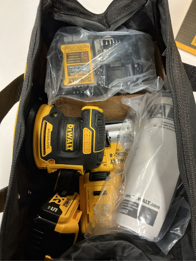 Condition photo showing Good Condition for DEWALT 20V MAX* 3-Tool Combo Kit, Brushless Cordless Router Tool, Random Orbital Sander, Jig Saw, Battery and Charger Included (DCK307D1P1)