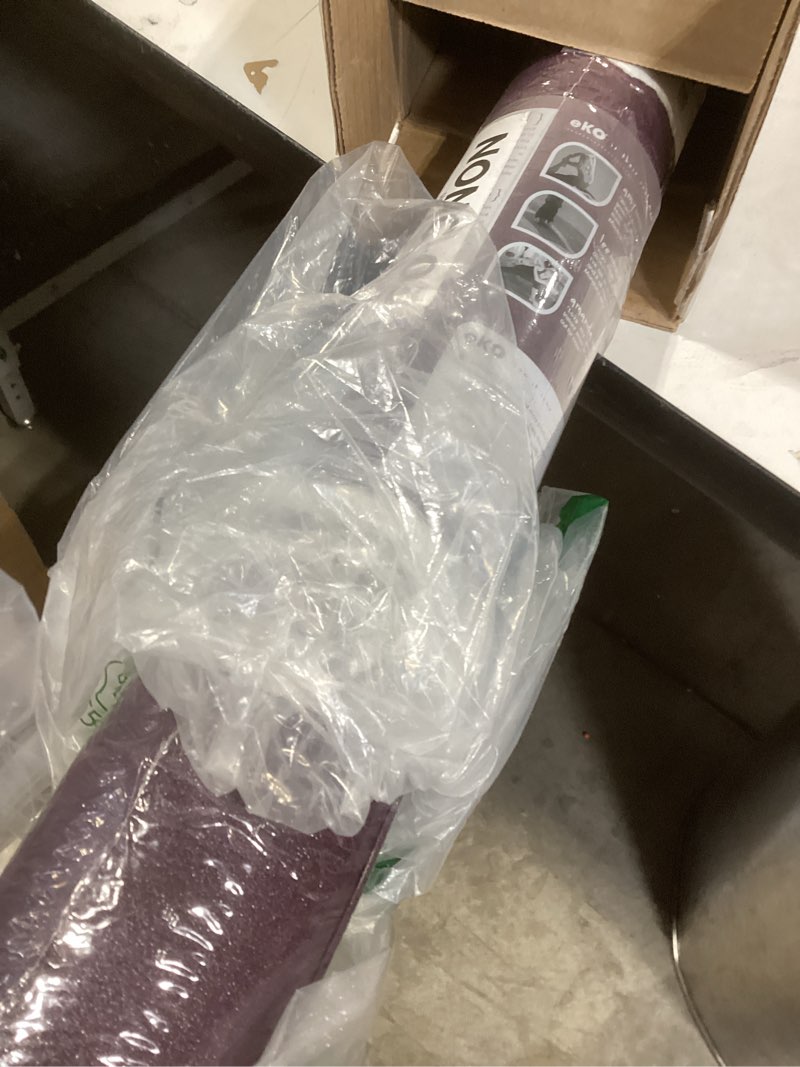 Condition photo showing New/Like New for manduka pro yoga mat - 6mm | lifetime durability | hygienic construction | premium studio quality | teacher approved black 71" x 26"