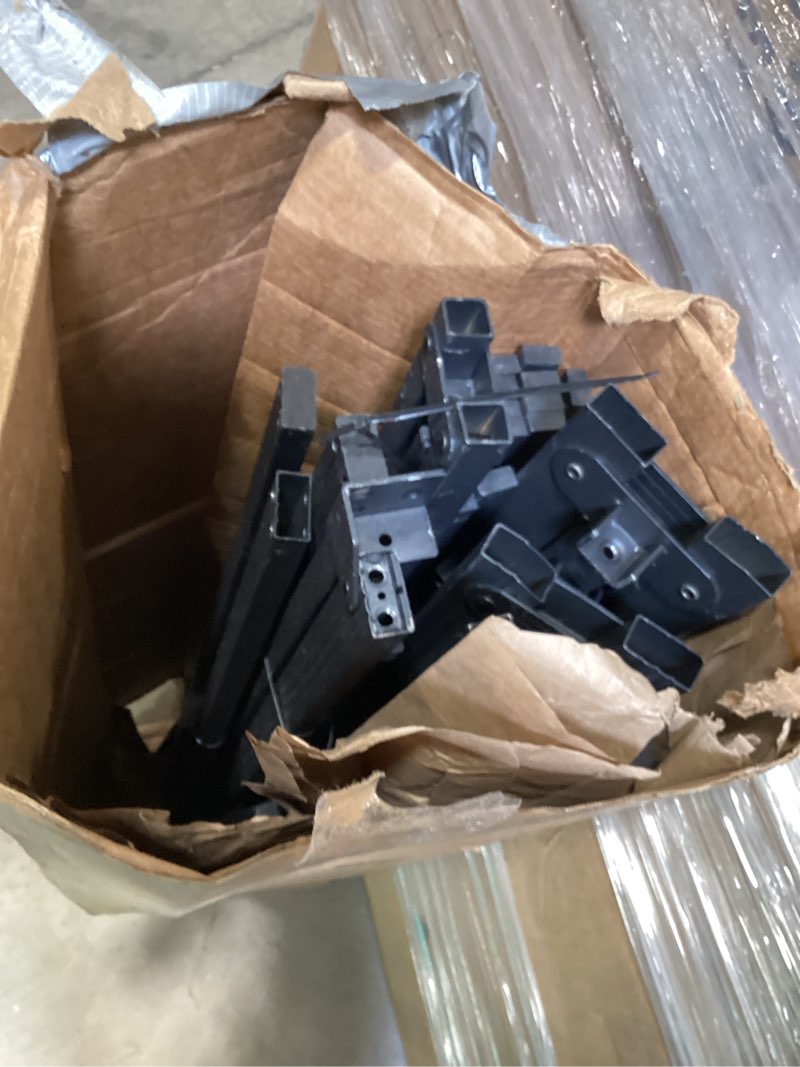 https://lotting-media.assets.bidfta.com/lotting_97ead59d-a7b8-4d24-ab6b-ccd0813d7255