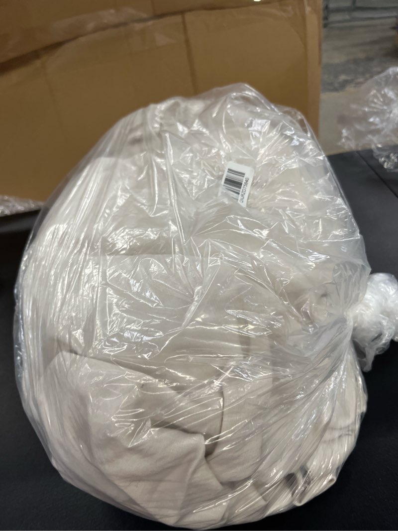 Condition photo showing Good Condition for european linen sheet set, queen, sand