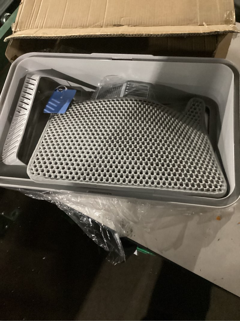 Condition photo showing New/Like New for Stainless Steel Litter Box | XL Enclosed Cat Litter Boxes with Lid for Big Cats | High Sided, Anti-Urine Leakage | Non-Stick Bottom & Includes Litter Mat & Metal Scoop