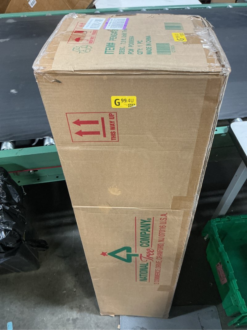 Condition photo showing New/Like New for national tree company 7.5 ft unlit norwegian spruce artificial christmas tree, 1,325 tips, includes stand, green trees